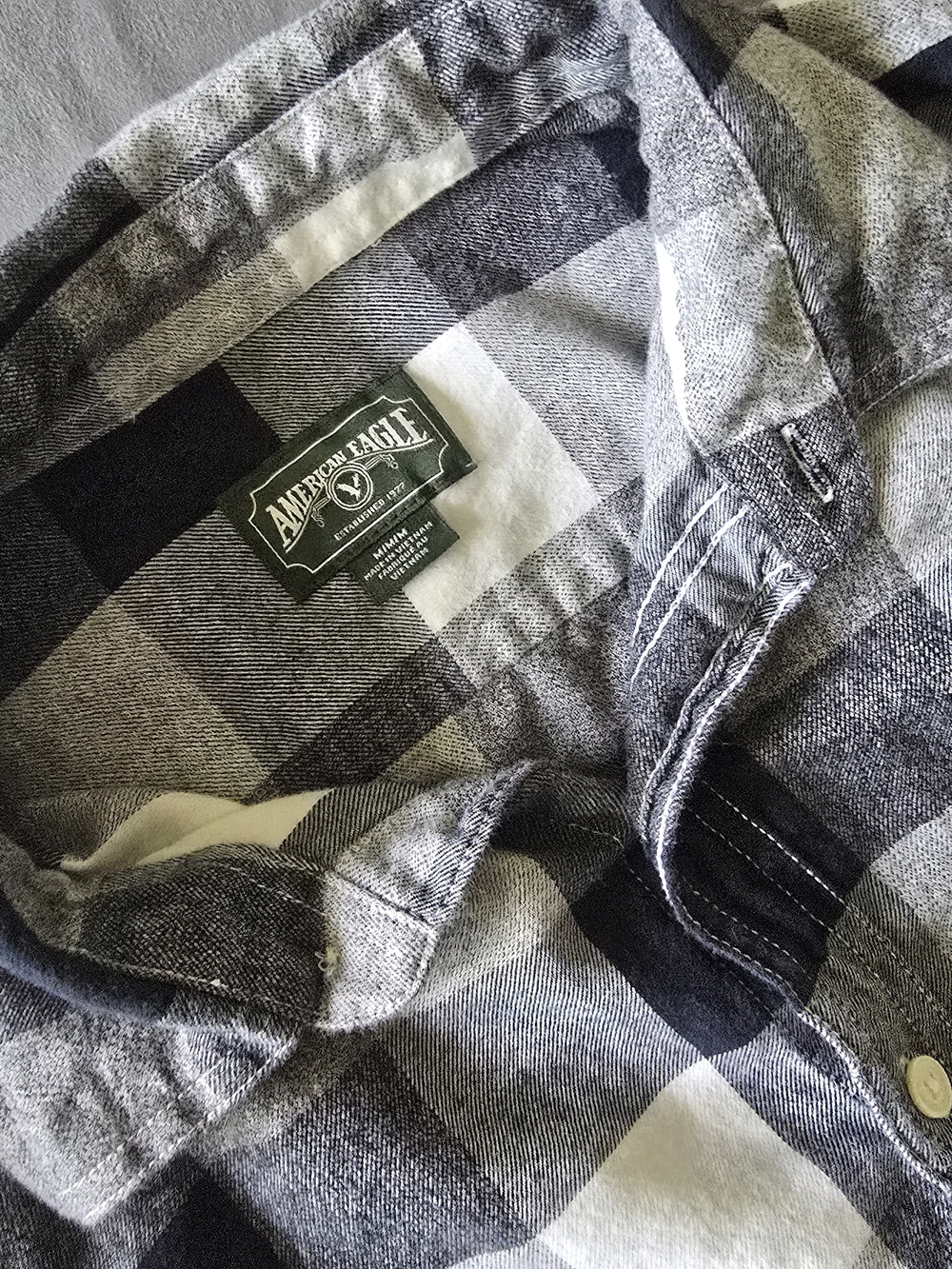 American Eagle Outfitters Black and White Buffalo Plaid Button-Down Shirt